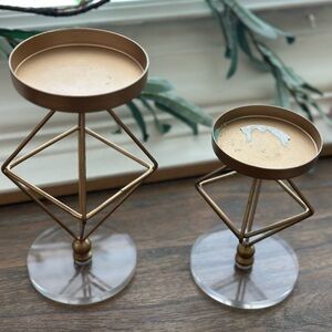 2 Candle Holders
